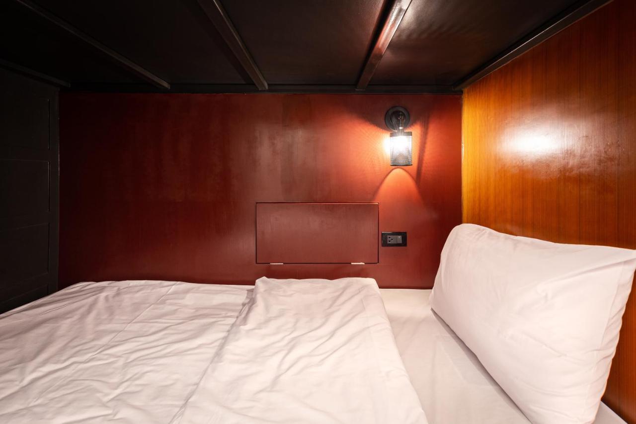Luk Hostel Bangkok Extérieur photo