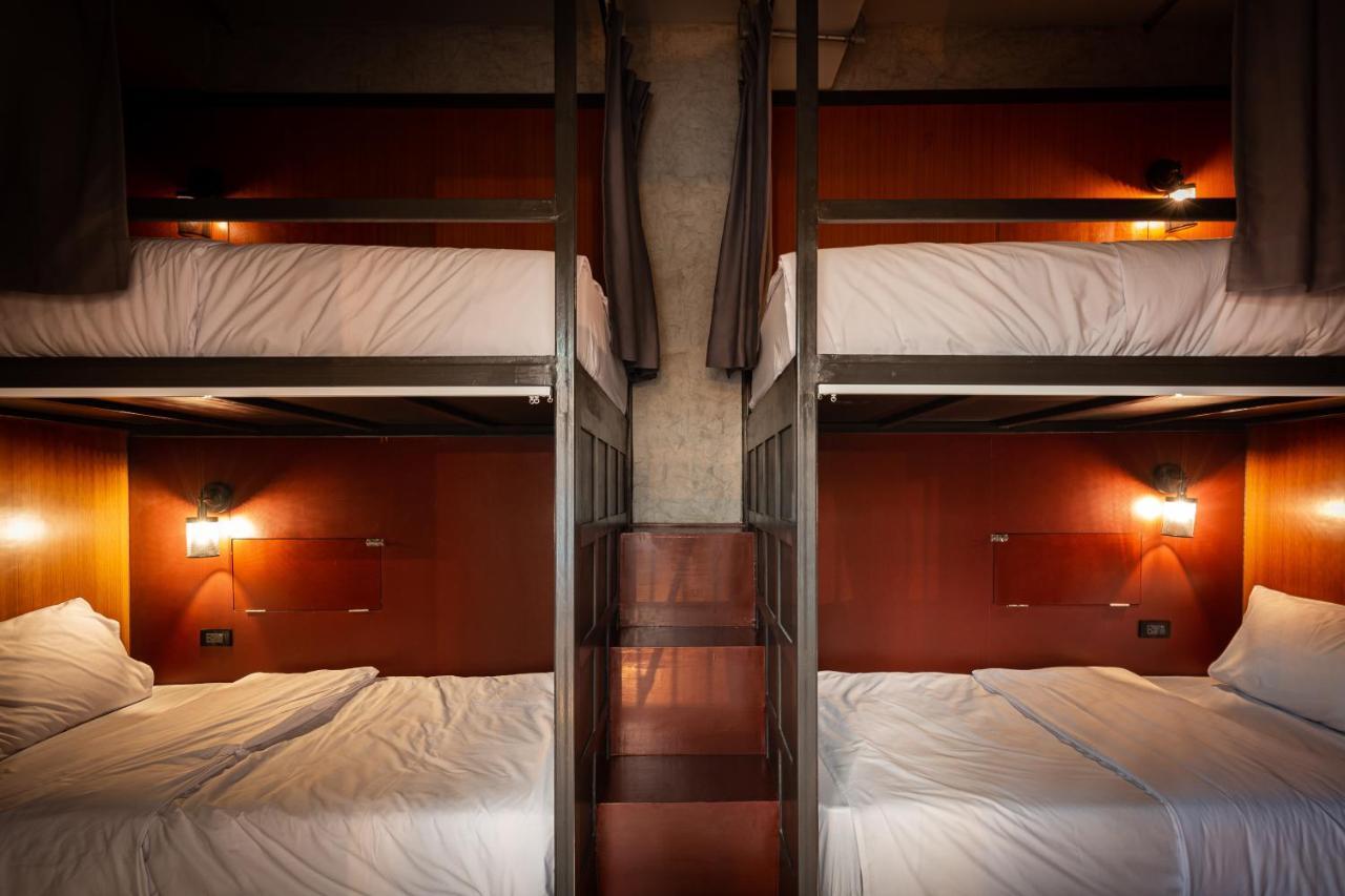 Luk Hostel Bangkok Extérieur photo